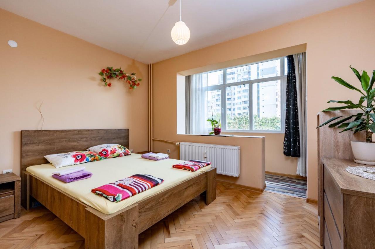 Appartamento Apartamenti Uut Plovdiv Esterno foto