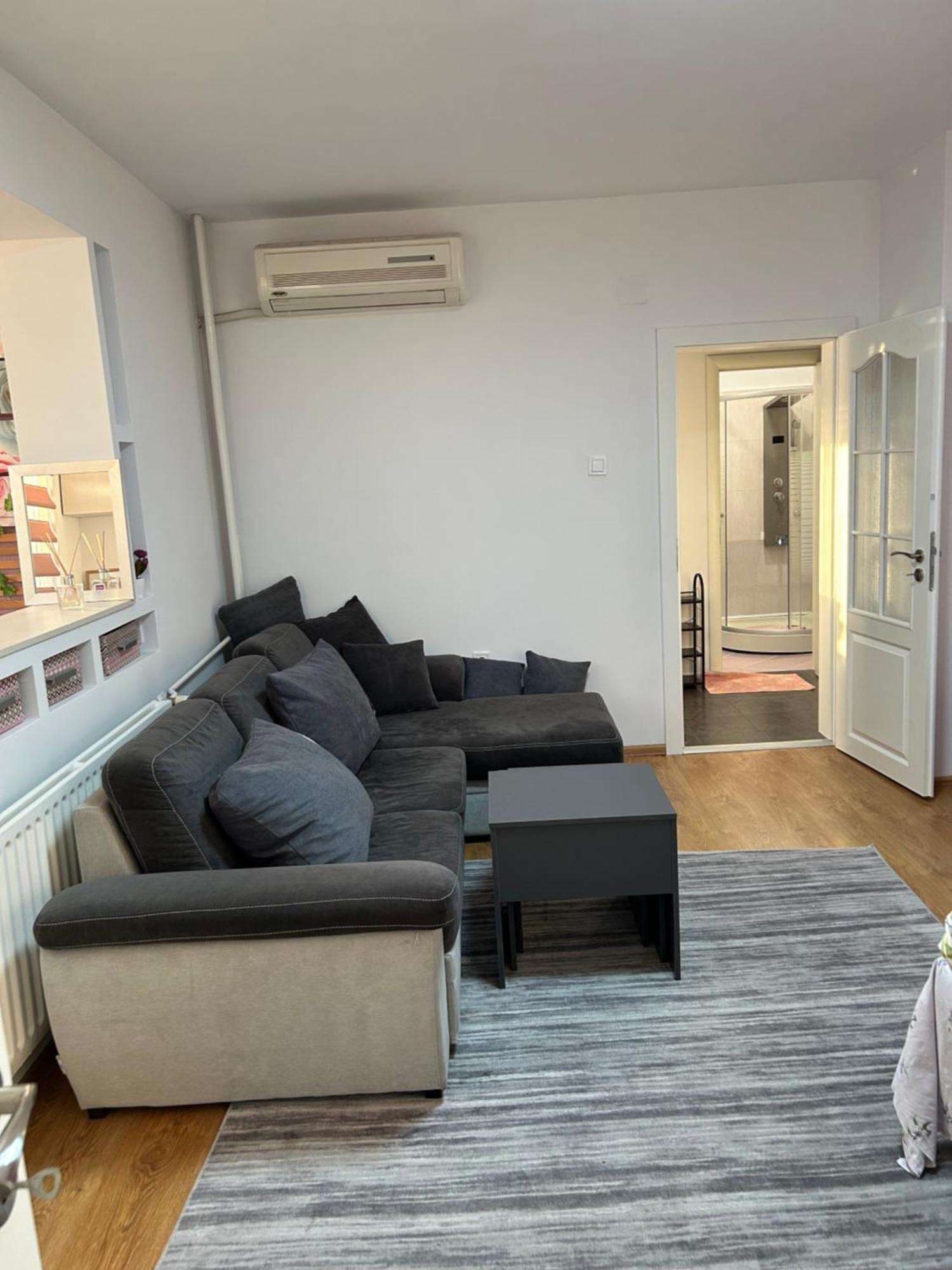 Appartamento Apartamenti Uut Plovdiv Esterno foto